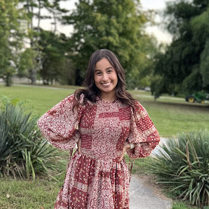 Meet your Posher, Janeth